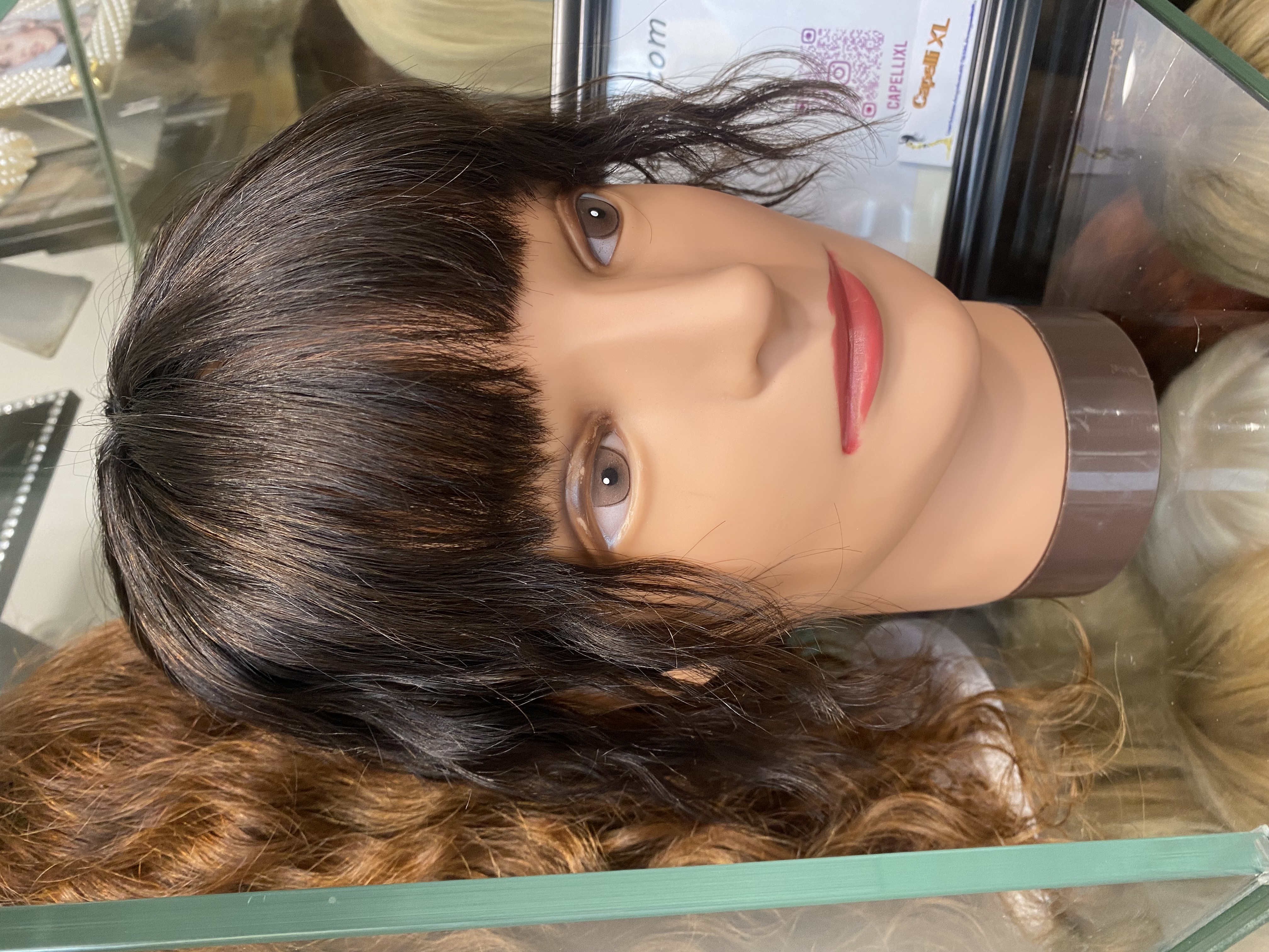 Piccolo Toupet Closure con taglio e frangia capelli veri Remy Vari colori disponibili Chiusura, Top closure, capelli veri, parrucchino piccolo per donna effetto invisibile da usare come frangia posticcio, infoltitore con clip  